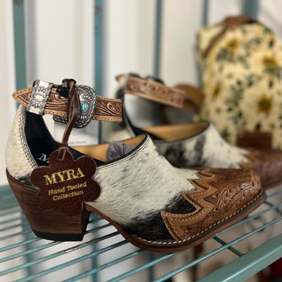 Myra Bag Black and Brown Ankle Boots - Picture 7 of 7